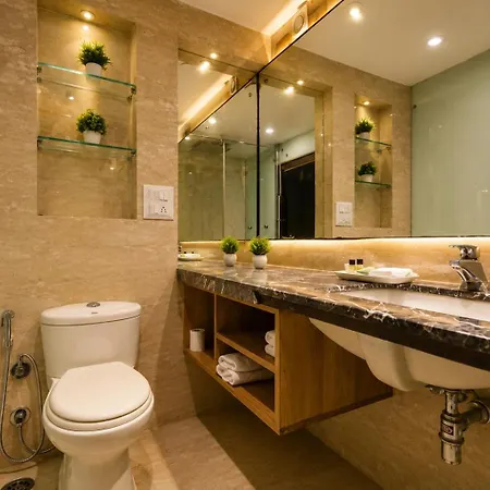 Airport Hotel Grand-3